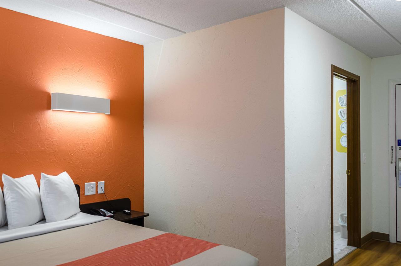Motel 6-Westborough, Ma Northborough エクステリア 写真