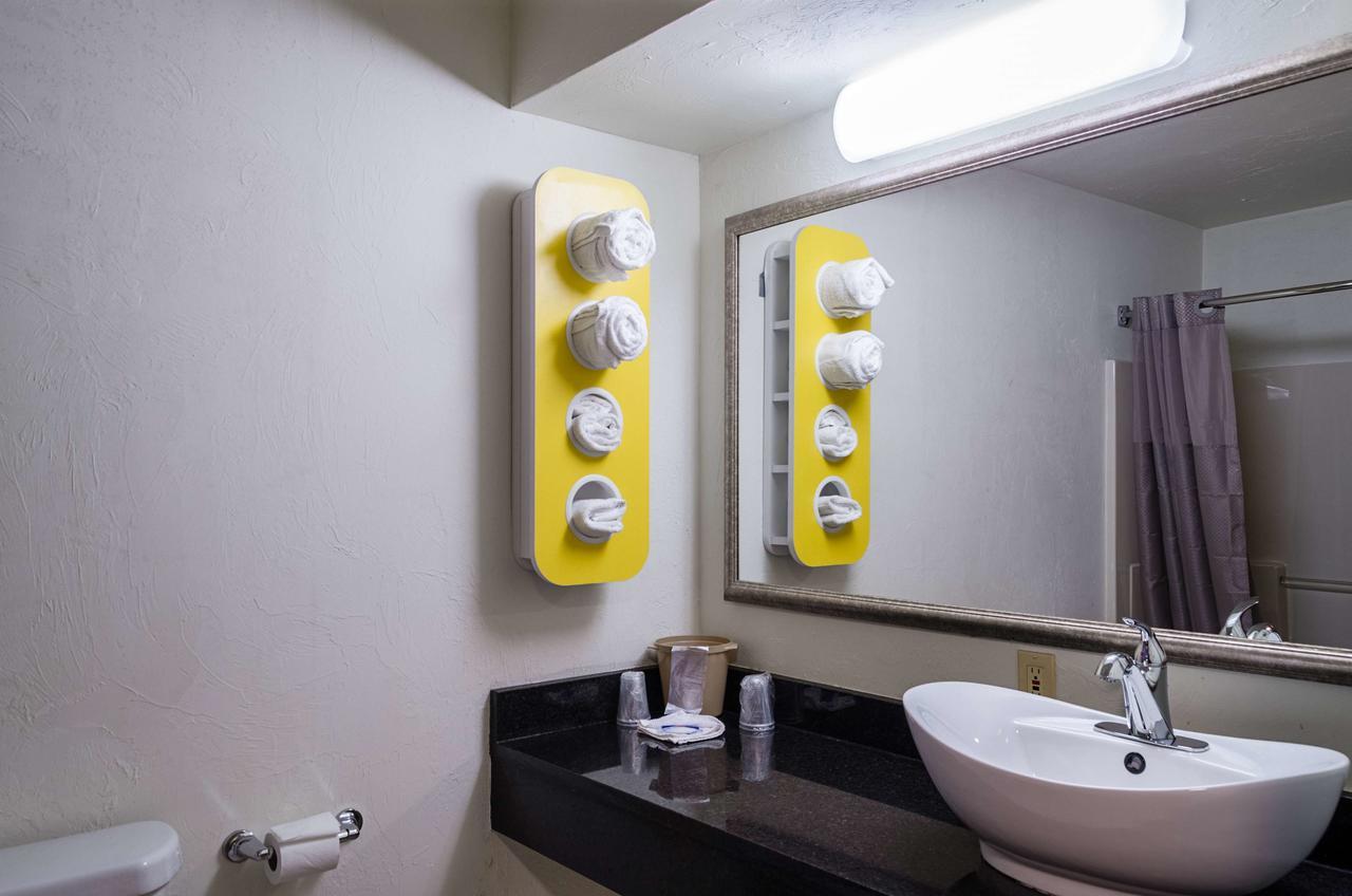 Motel 6-Westborough, Ma Northborough エクステリア 写真