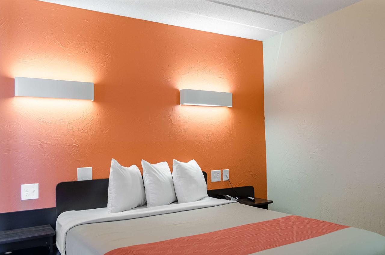 Motel 6-Westborough, Ma Northborough エクステリア 写真