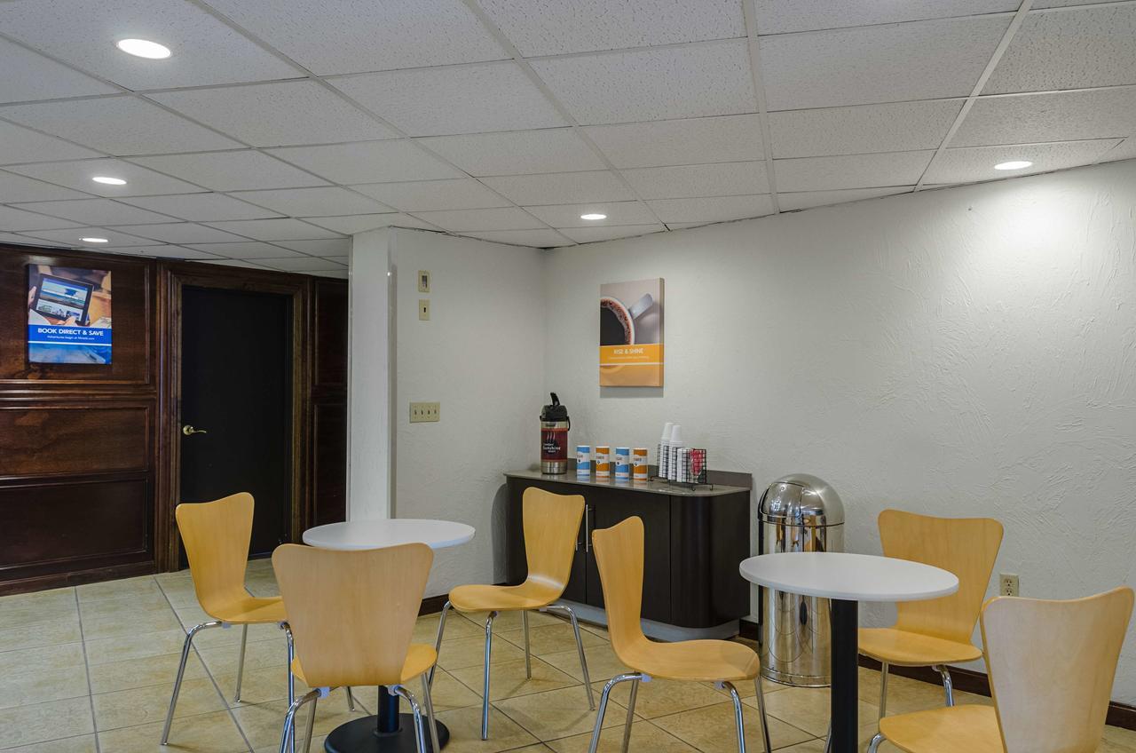 Motel 6-Westborough, Ma Northborough エクステリア 写真