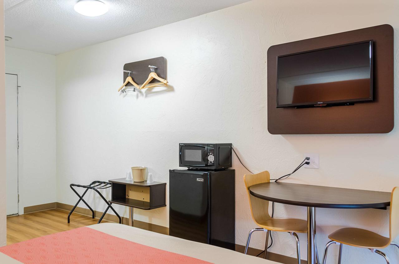 Motel 6-Westborough, Ma Northborough エクステリア 写真